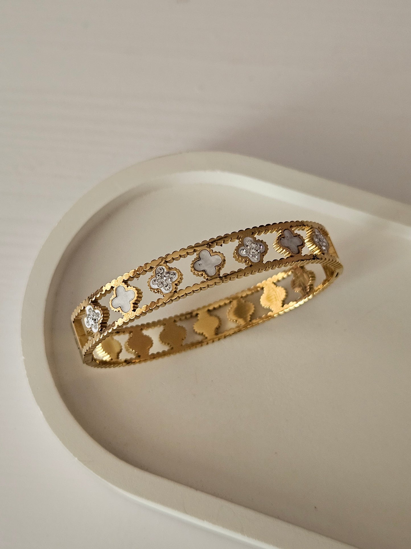 Lucky Clover Bangle