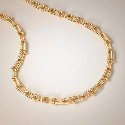 U LINK NECKLACE