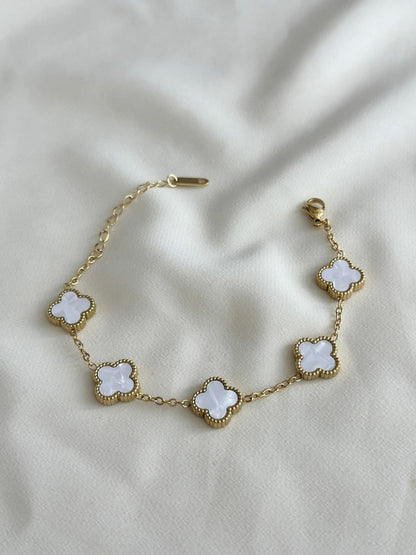 Pearl Clover Gold Bracelet